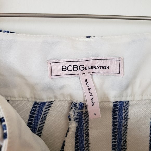 BCBGeneration Pants 8 White & Blue Striped Woven Striaght Leg Business Casual - Picture 6 of 7